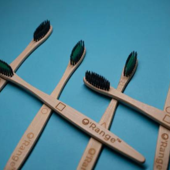 O'Range Neem Charcoal Infused Bamboo Toothbrush (pack of 4) - Image 3