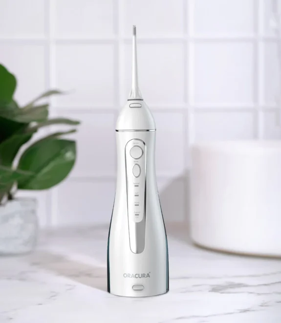 Oracura - OC200 Dental PRO Smart PLUS Water Flosser (White) - Image 2